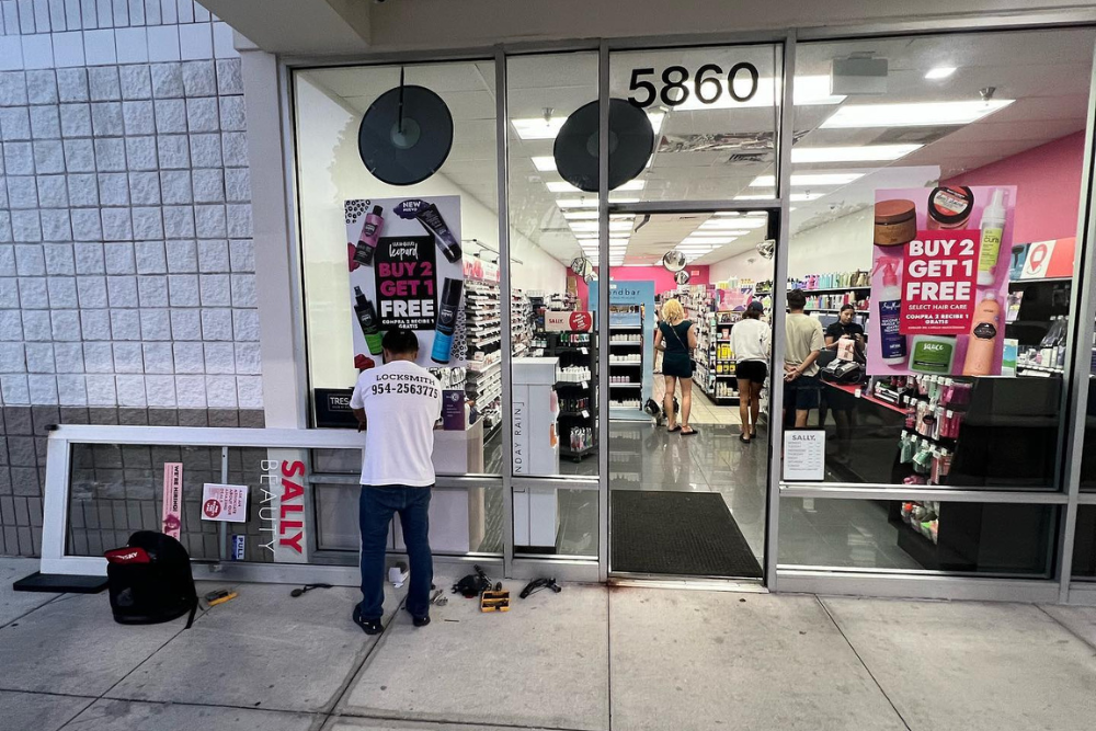 Commercial locksmith in South Florida
