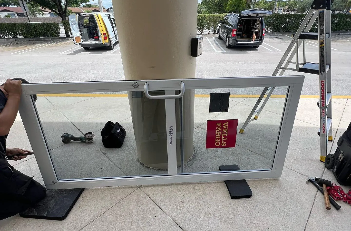Commercial locksmith in South Florida 1